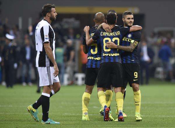 2016-09-18t180511z_117223511_mt1aci14616207_rtrmadp_3_soccer-italy_reuters