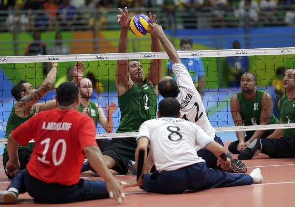 2016-09-18t142502z_1640323985_ht1ec9i140g3z_rtrmadp_3_paralympics-rio-sittingvolleyball_reuters