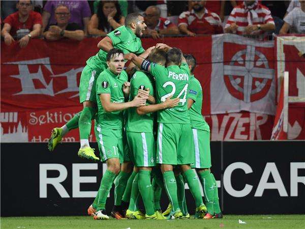 فرحة لاعبي سانت إتيان