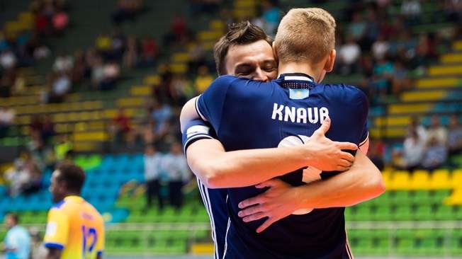 من لقاء كازاخستان  و جزر السولومون