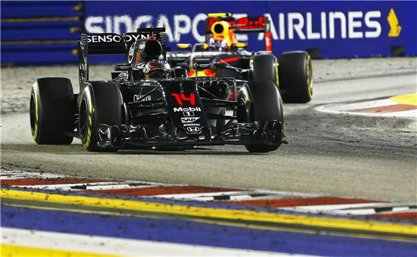 من إحدى سباقات سنغافورة