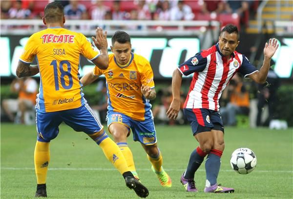 من مباراة تيجريز وشيفاز جوادالاخارا