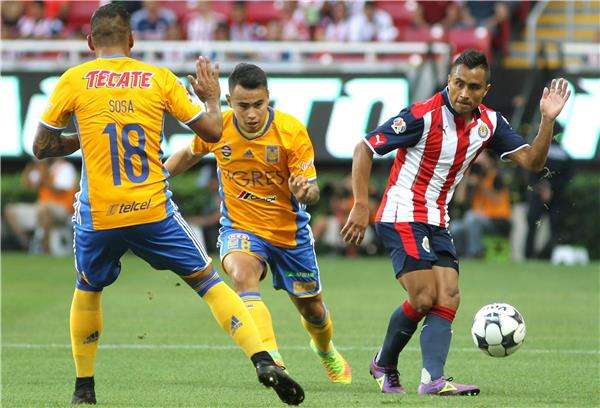 من مباراة تيجريز وشيفاز جوادالاخارا