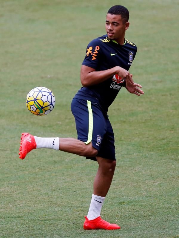 2016-09-05t215257z_1426052409_s1aetzpwijab_rtrmadp_3_soccer-worldcup-bra-col_reuters