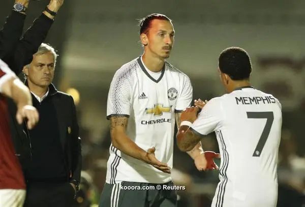 ?i=reuters%2f2016-09-21%2f2016-09-21t200241z_117489761_mt1aci14618388_rtrmadp_3_soccer-england-nht-mun_reuters