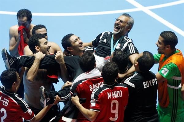 20160923-636102046625014200w_efe