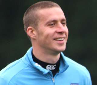 شـيـن ديـفـيـز