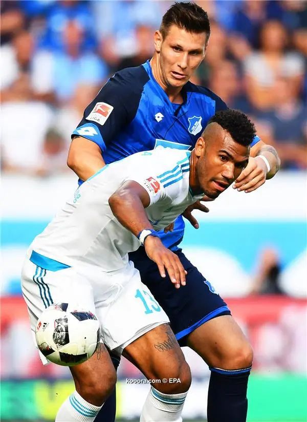 ?i=epa%2fsoccer%2f2016-09%2f2016-09-25%2f2016-09-25-05555606_epa