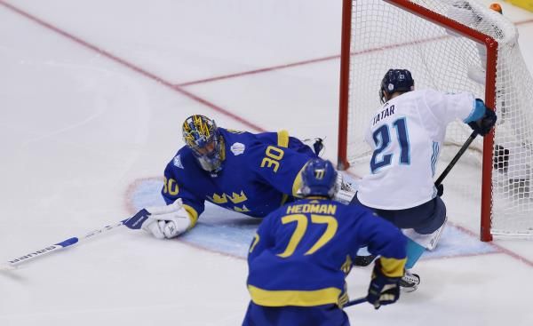 2016-09-25t204313z_902973485_nocid_rtrmadp_3_hockey-world-cup-of-hockey-semifinals-europe-vs-sweden_reuters