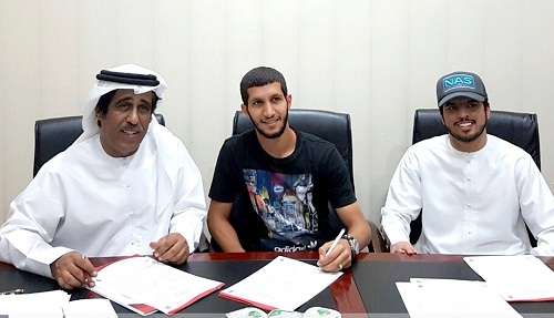 توقيع اللاعب 