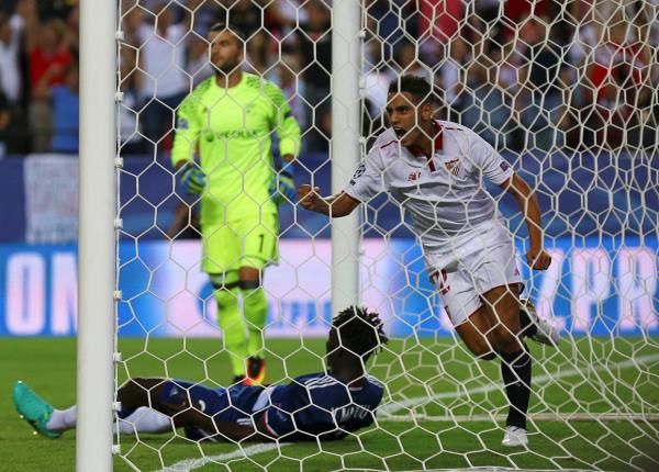 2016-09-27t200807z_309554581_s1beudtqwdab_rtrmadp_3_soccer-champions-sev-lyo_reuters