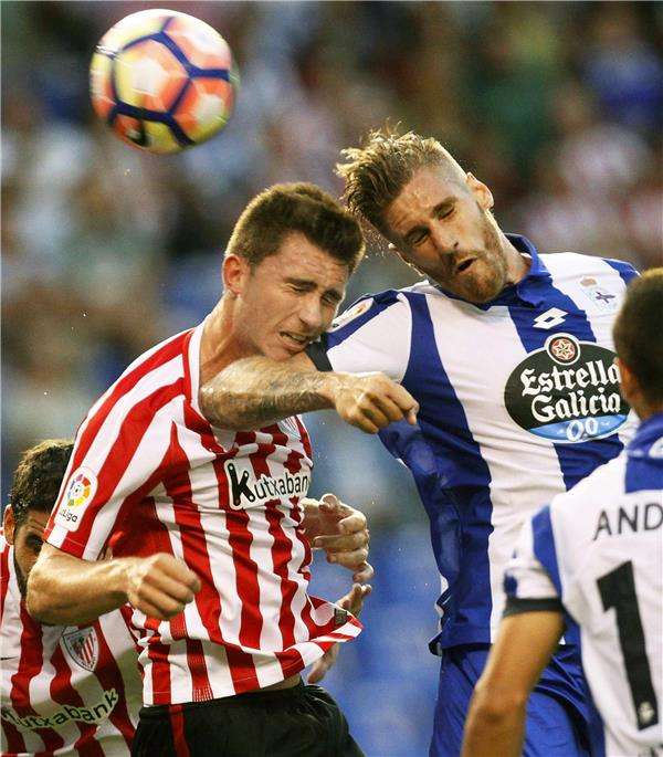 لابورت (يسار)