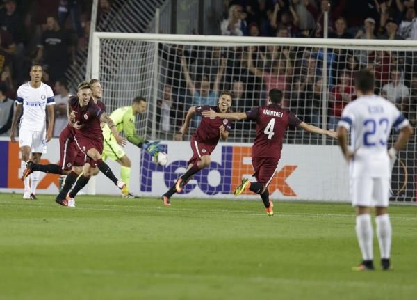 2016-09-29t171313z_25939045_lr1ec9t1btqn3_rtrmadp_3_soccer-europa-pra-itm_reuters