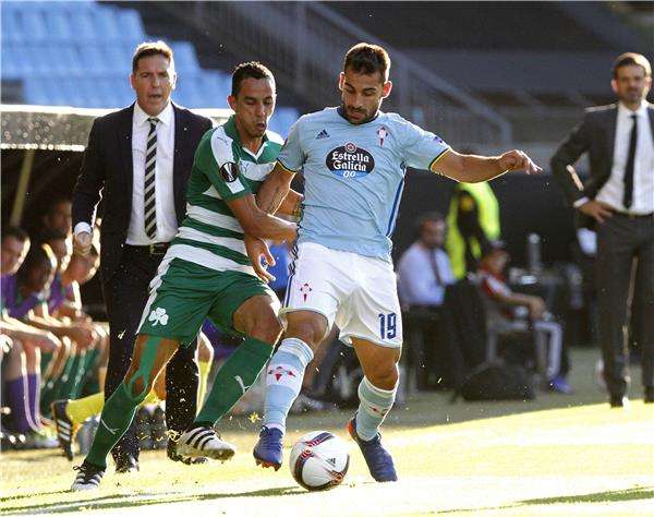 من لقاء سيلتا فيجو وباناثيانكوس