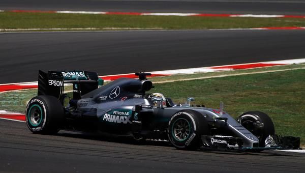 2016-09-30t045749z_2069007799_s1beuefhmraa_rtrmadp_3_motor-f1-malaysia_reuters