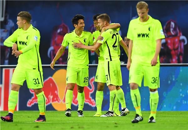 فرحة لاعبي لايبزيج