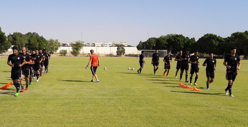 من تدريبات المنتخب الأردني في العقبة