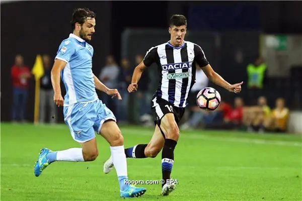 ?i=epa%2fsoccer%2f2016-10%2f2016-10-01%2f2016-10-01-05565789_epa