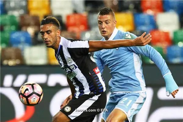 ?i=epa%2fsoccer%2f2016-10%2f2016-10-01%2f2016-10-01-05565788_epa