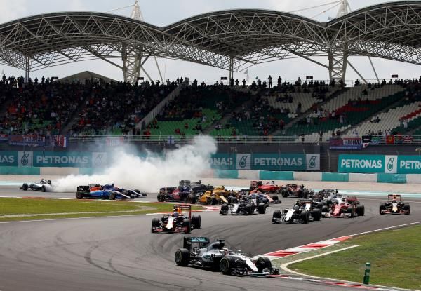 2016-10-02t080454z_793391631_s1beueptsoaa_rtrmadp_3_motor-f1-malaysia_reuters