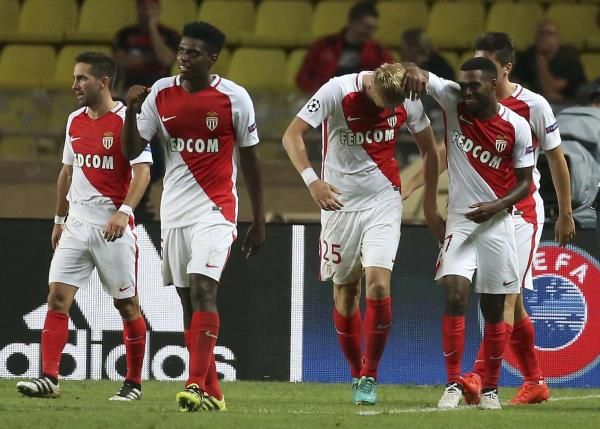 2016-09-27t205820z_844375334_lr1ec9r1m8xw3_rtrmadp_3_soccer-champions-amo-lev_reuters