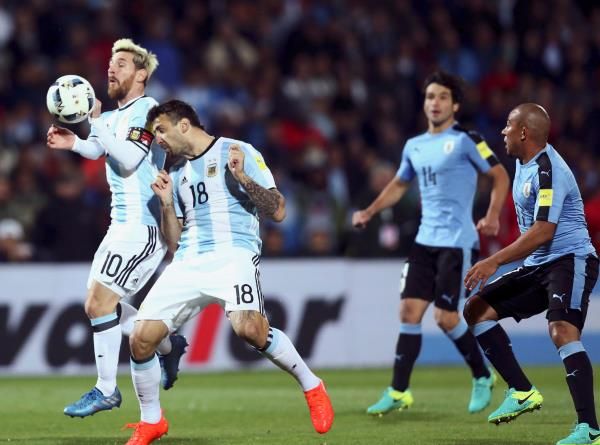2016-09-01t235444z_1668627593_s1aetywpxcaa_rtrmadp_3_soccer-worldcup-arg-ury_reuters