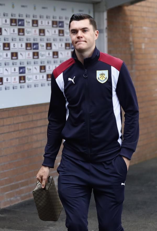 2016-10-02t133614z_118416974_mt1aci14629776_rtrmadp_3_soccer-england-bur-ars_reuters