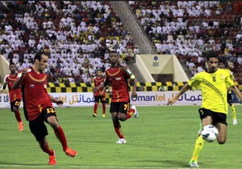 مباراة من الدوري العماني