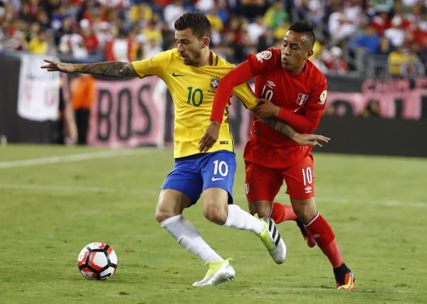  لوكاس ليما بقميص المنتخب البرازيلي