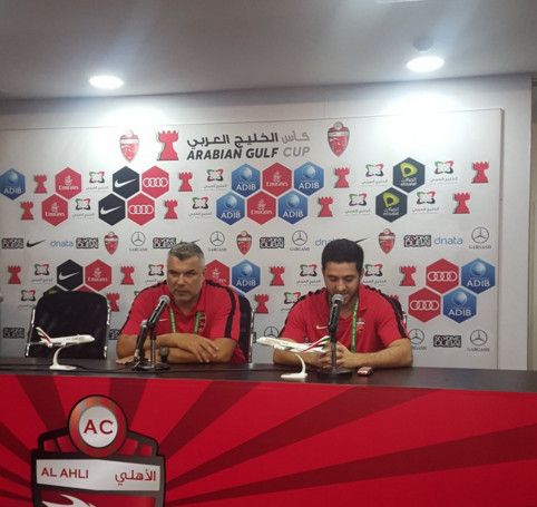  كوزمين في المؤتمر الصحفي