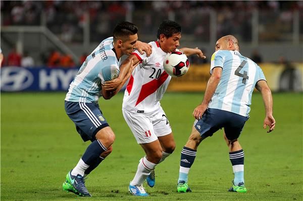 الأرجنتين وبيرو