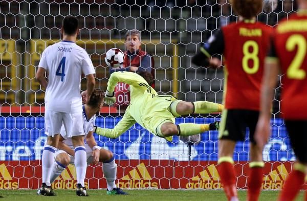 2016-10-07t192216z_1605680934_s1aeufqqxcaa_rtrmadp_3_soccer-worldcup-bel-bih_reuters