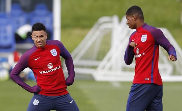 2016-10-07t101426z_118836866_mt1aci14634051_rtrmadp_3_soccer-worldcup-eng-mltpreview_reuters