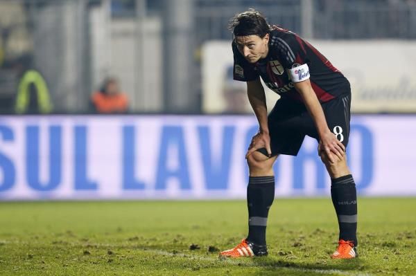 2015-12-20t180612z_1145189007_gf10000272272_rtrmadp_3_soccer-italy_reuters