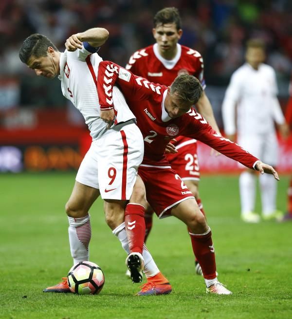 2016-10-08t202921z_668823275_lr1eca81kwx5e_rtrmadp_3_soccer-worldcup-pol-den_reuters