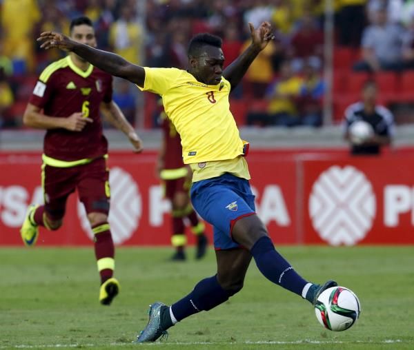 2015-11-18t001236z_227401615_gf20000063970_rtrmadp_3_soccer-world_reuters