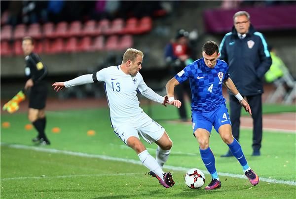 جانب من مباراة فنلندا وكرواتيا