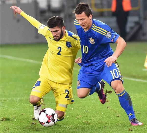 جانب من مباراة أوكرانيا وكوسوفو