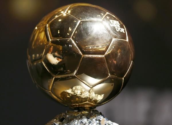 2015-01-12t160035z_1503276780_lr2eb1c18gohj_rtrmadp_3_soccer-awards_reuters