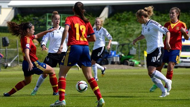 من لقاء دور المجموعات