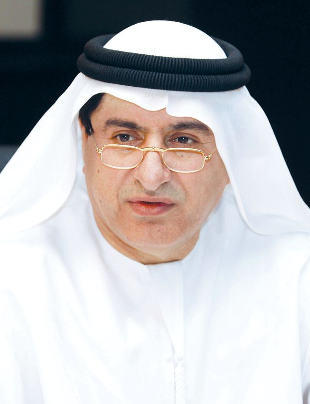 إبراهيم عبد الملك مدير عام هيئة الشباب والرياضة الإماراتية