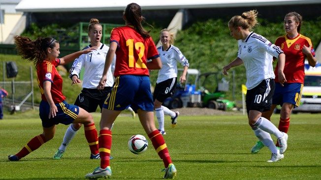 من لقاءات البطولة