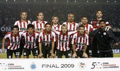 صورة جماعية للاعبي فريق استودياتنس