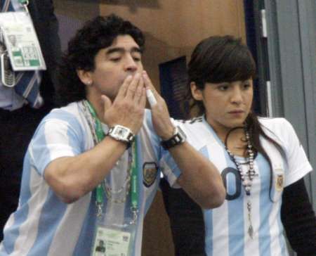 2006-06-16t152954z_01_wcck10_rtridsp_2_sport-soccer-world