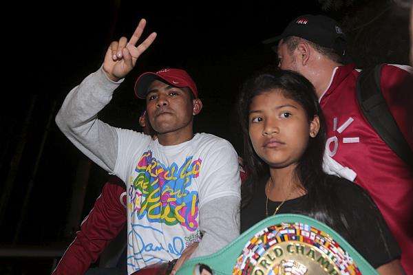 الملاكم رومان "شوكولاتيتو" جونزاليز