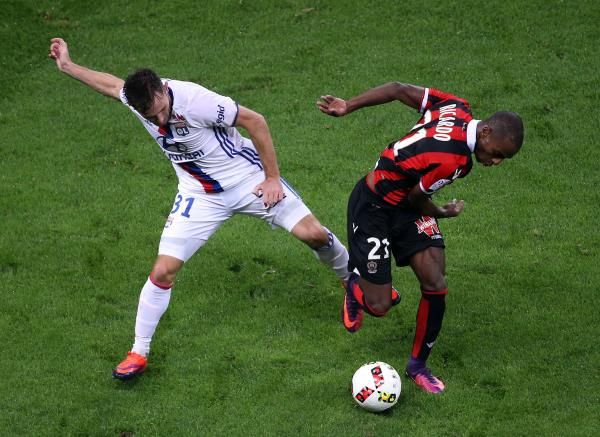 2016-10-14t194051z_1642681903_d1aeugzdfnaa_rtrmadp_3_soccer-france_reuters