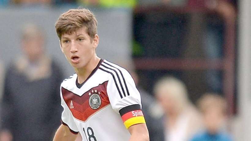 فيتالي يانيت