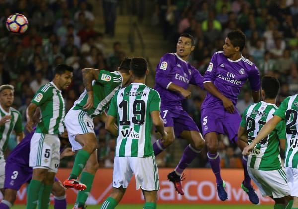 2016-10-15t191205z_758006368_s1beuhdymfaa_rtrmadp_3_soccer-spain_reuters