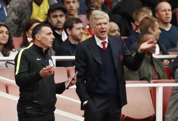 2016-10-15t153802z_119547482_mt1aci14641560_rtrmadp_3_soccer-england-ars-swa_reuters