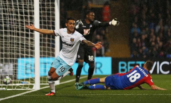 2016-10-15t173506z_119554506_mt1aci14641846_rtrmadp_3_soccer-england-cry-whu_reuters